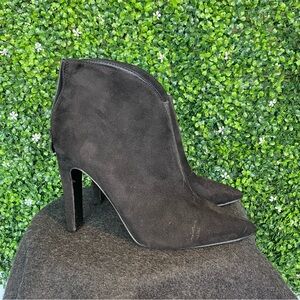 A8 Atalina Heel Booties